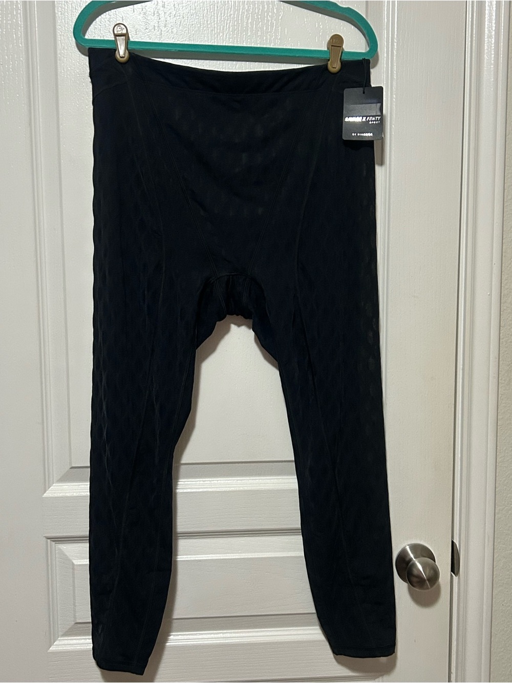 Savage X Fenty Black Quilted-Texture Leggings